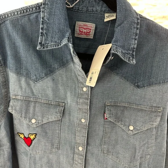 New with tags up cycled Levi’s western button down Led Zeppelin heart wings M
